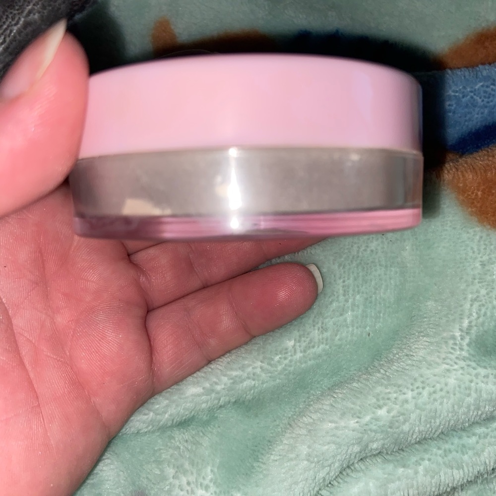 3/$12🧡💜kylie loose powder container - Picture 4 of 5